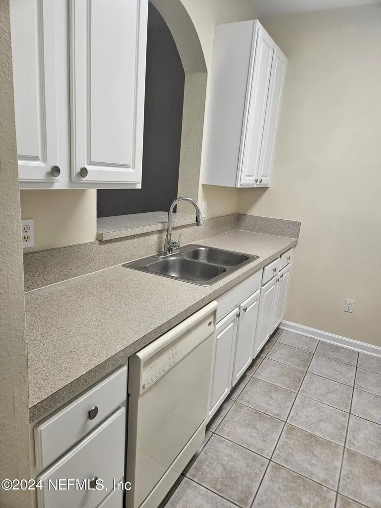 7801 Point Meadows Drive Jacksonville FL 32256