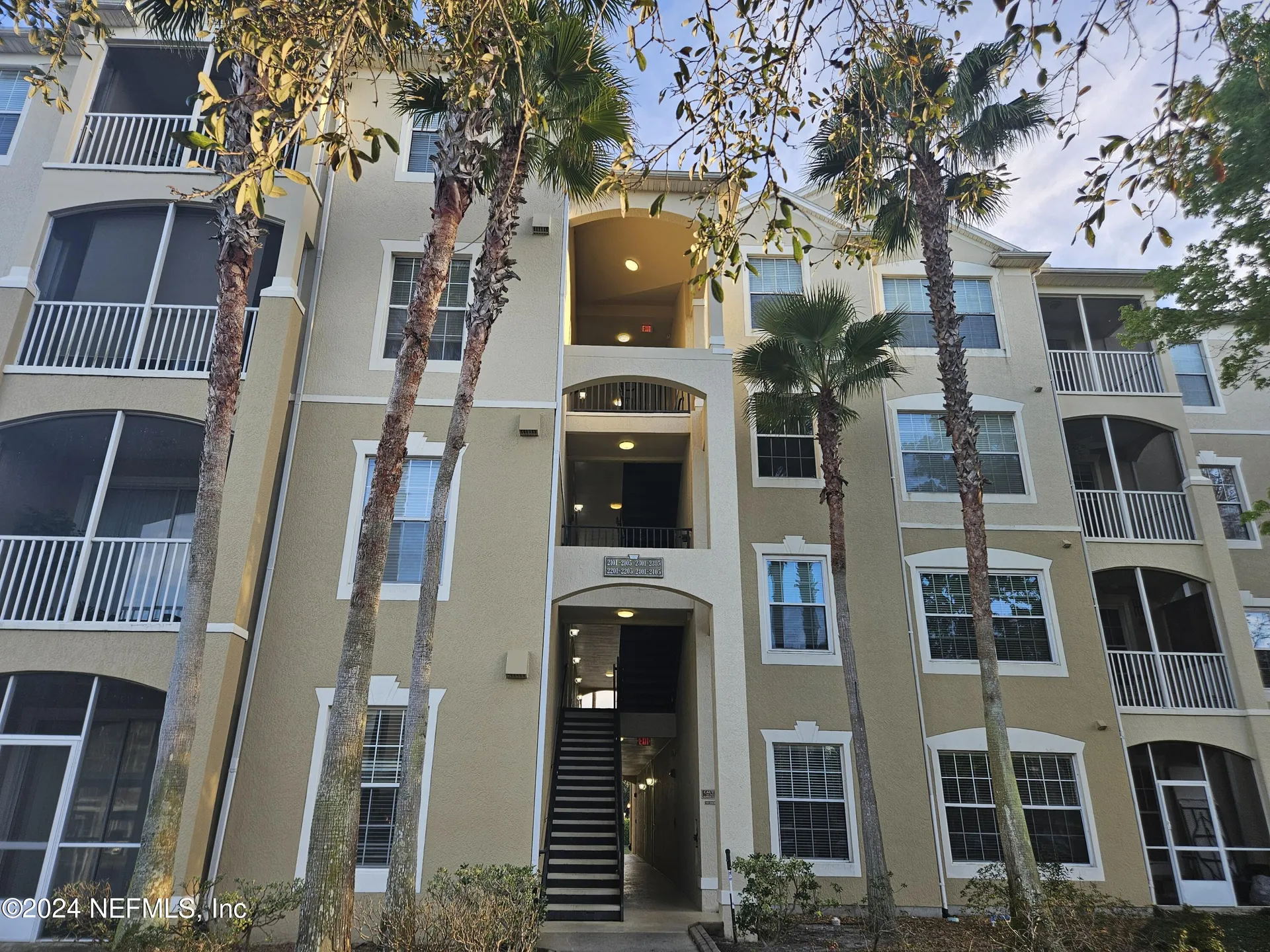 7801 Point Meadows Drive Jacksonville FL 32256