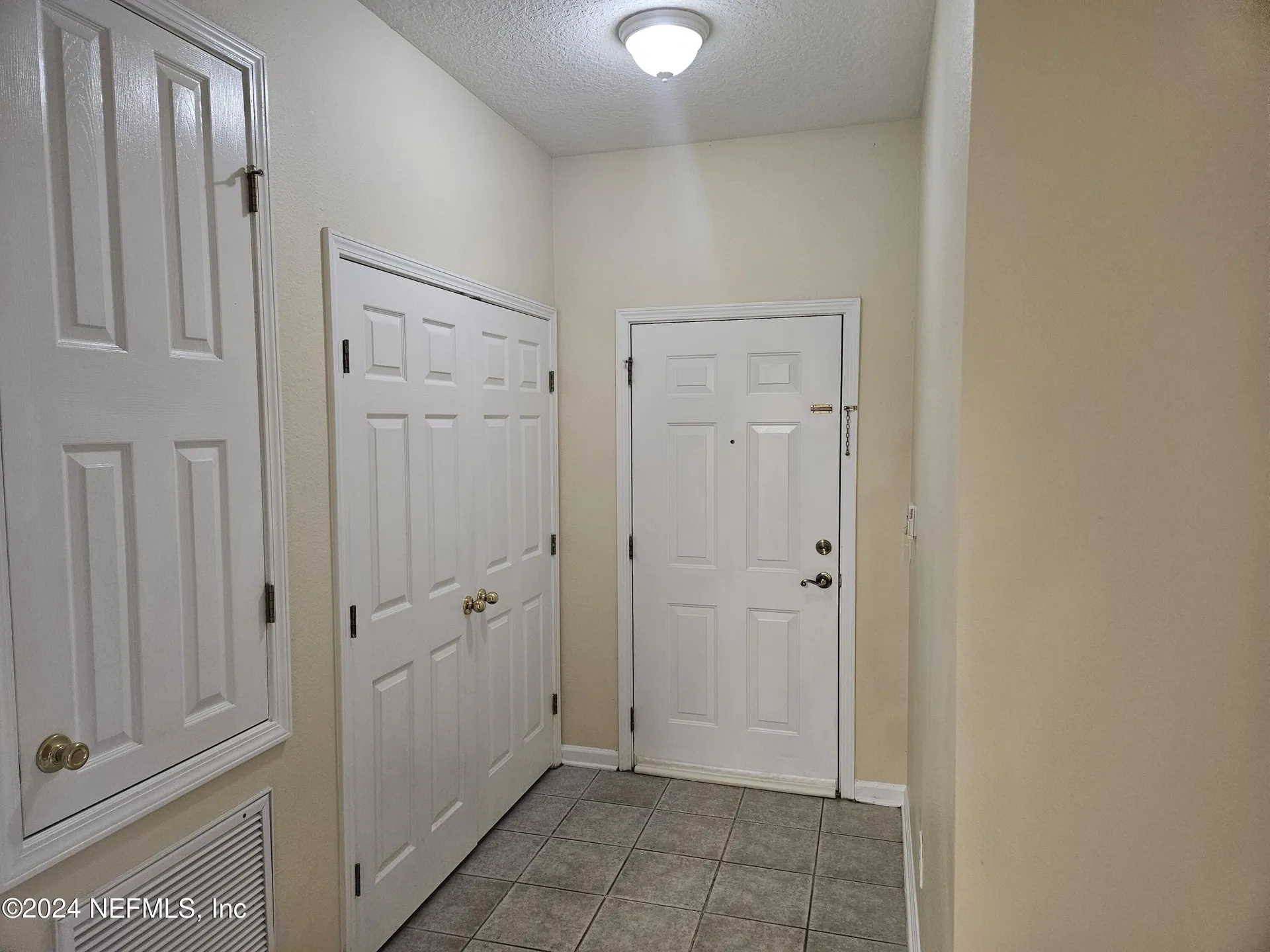 7801 Point Meadows Drive Jacksonville FL 32256