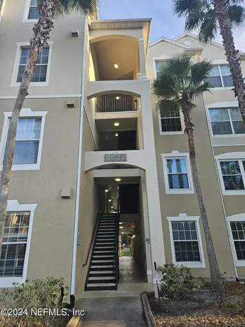7801 Point Meadows Drive Jacksonville FL 32256