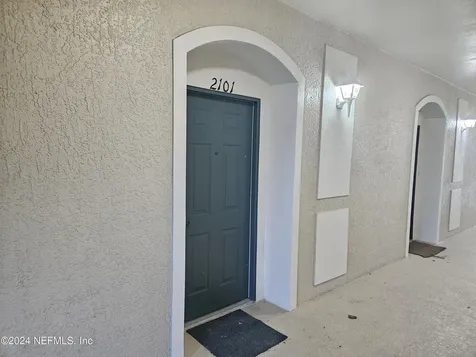 7801 Point Meadows Drive Jacksonville FL 32256