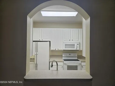 7801 Point Meadows Drive Jacksonville FL 32256