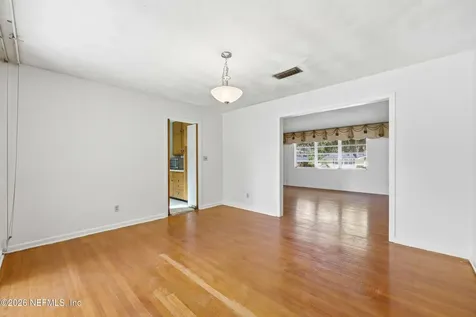 5378 Coppedge Avenue Jacksonville FL 32277