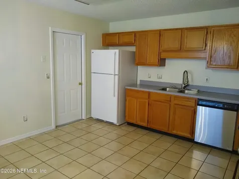 2828 Lantana Lakes Drive E Jacksonville FL 32246