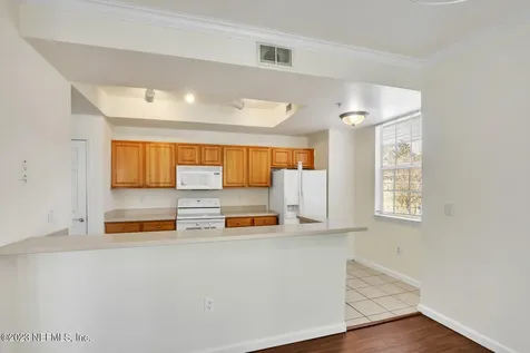 10075 Gate Parkway N Jacksonville FL 32246