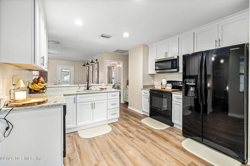 1791 Oak Grove Drive S Green Cove Springs FL 32043