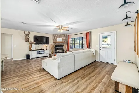 1791 Oak Grove Drive S Green Cove Springs FL 32043