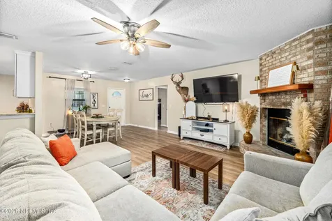1791 Oak Grove Drive S Green Cove Springs FL 32043