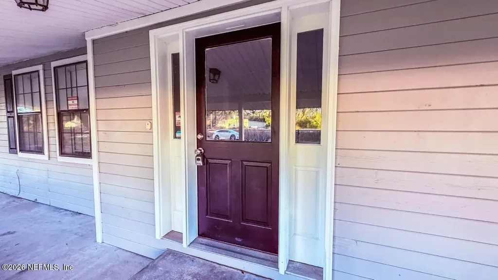 13828 Woodland Drive Jacksonville FL 32218