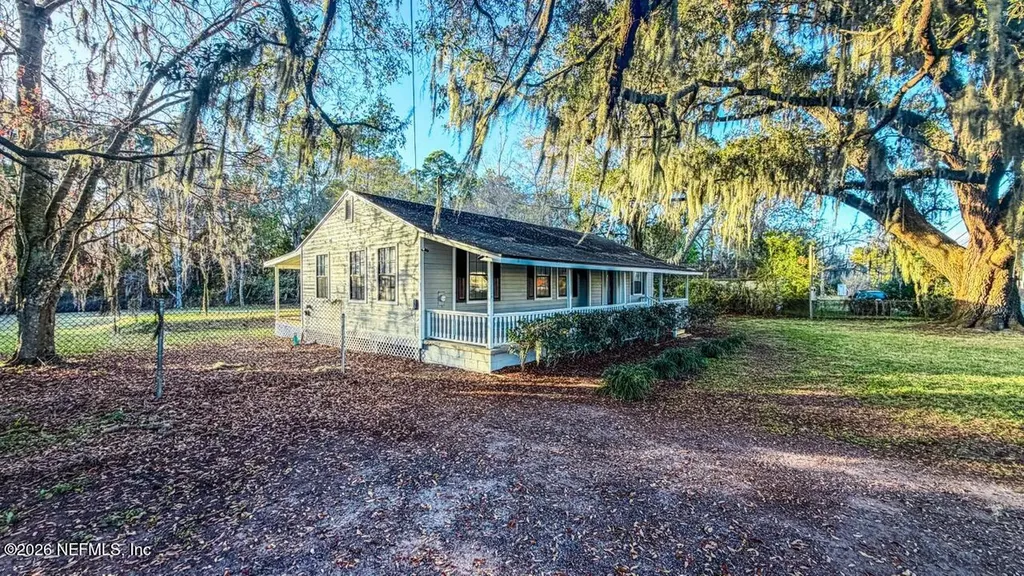 13828 Woodland Drive Jacksonville FL 32218