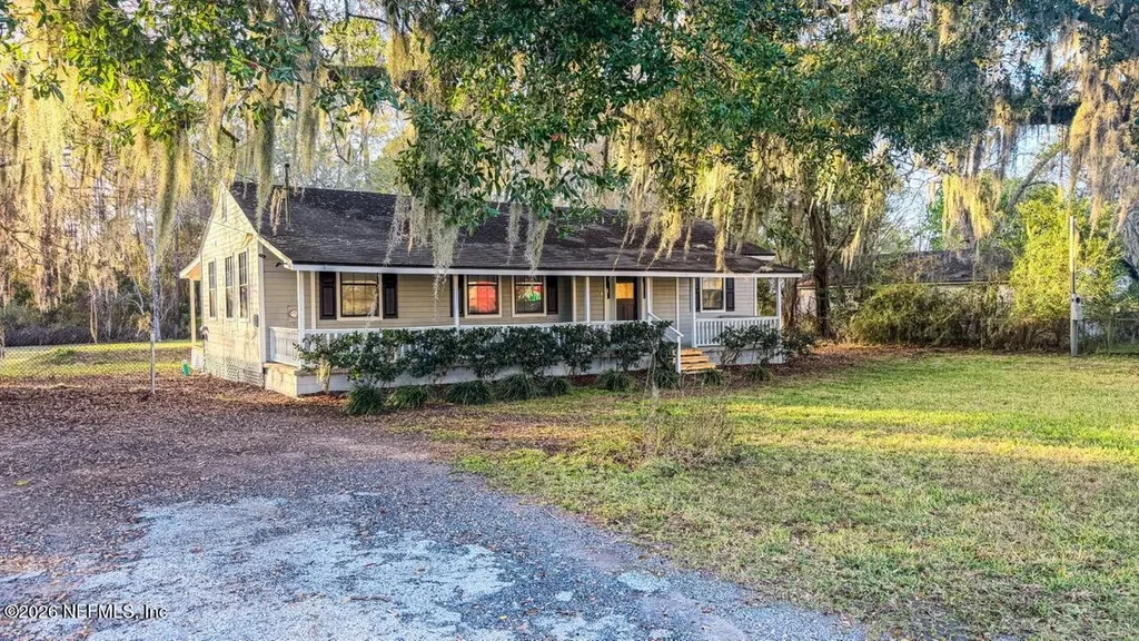 13828 Woodland Drive Jacksonville FL 32218