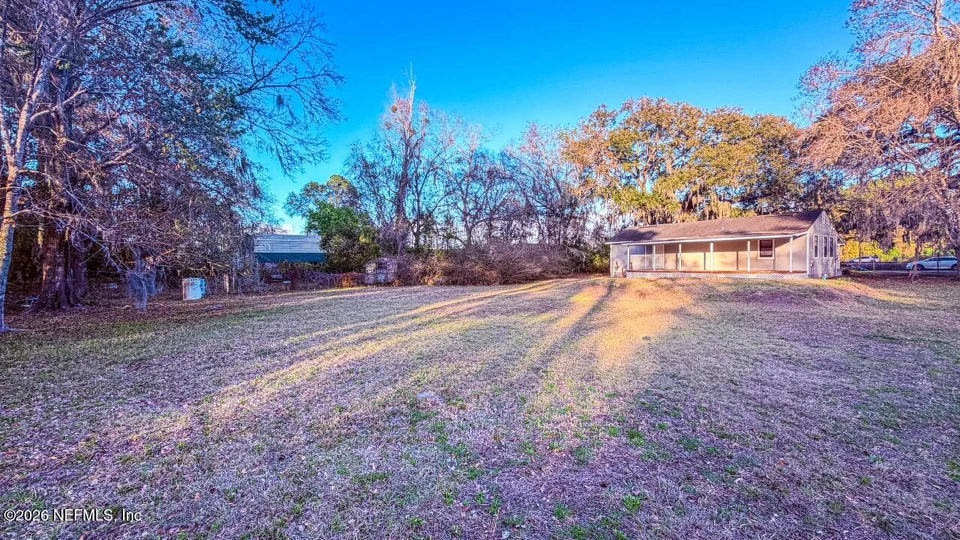 13828 Woodland Drive Jacksonville FL 32218