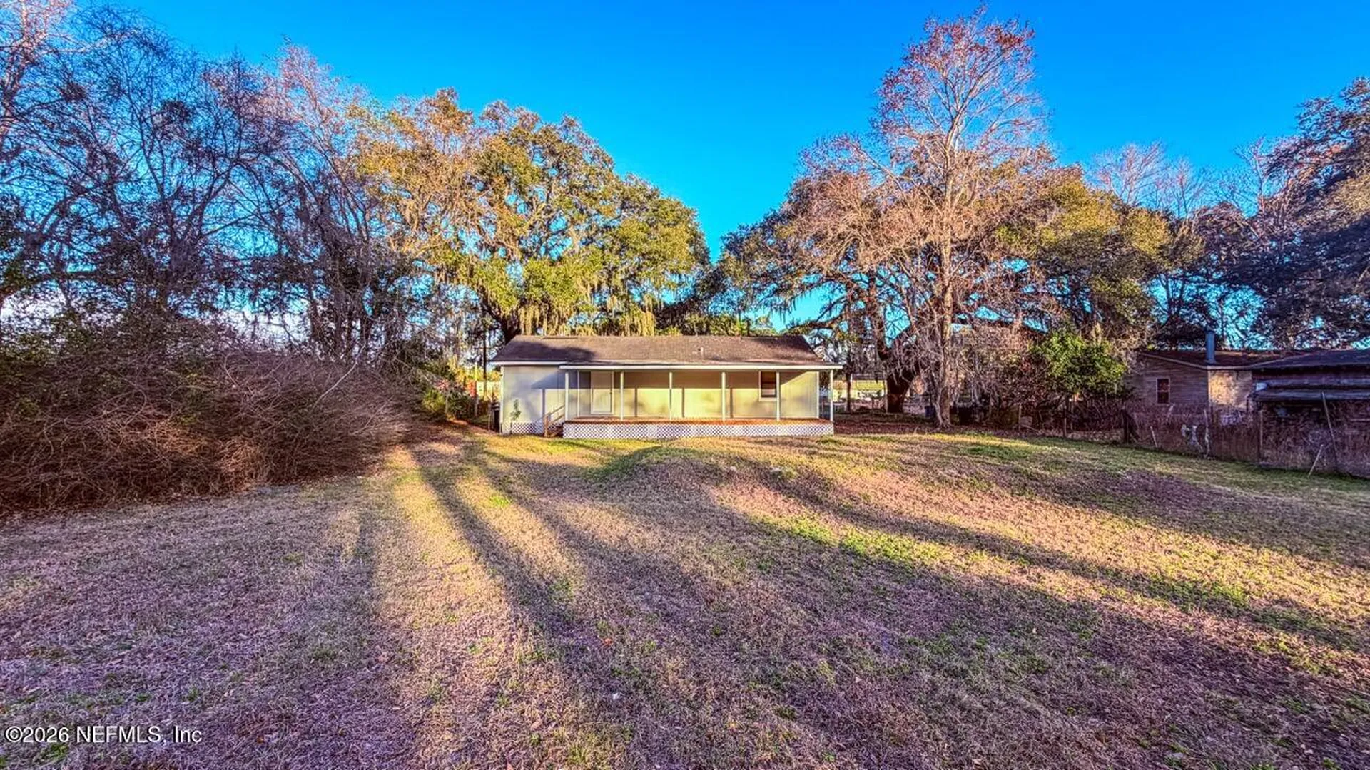 13828 Woodland Drive Jacksonville FL 32218