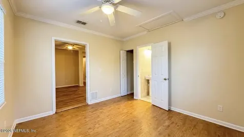 13828 Woodland Drive Jacksonville FL 32218