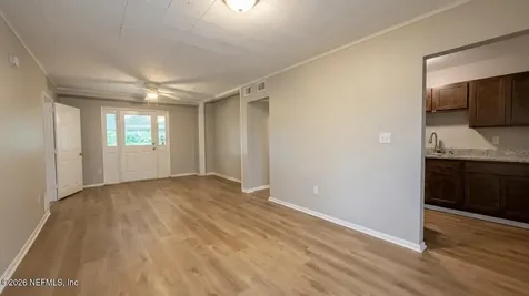 13828 Woodland Drive Jacksonville FL 32218