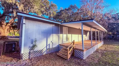 13828 Woodland Drive Jacksonville FL 32218