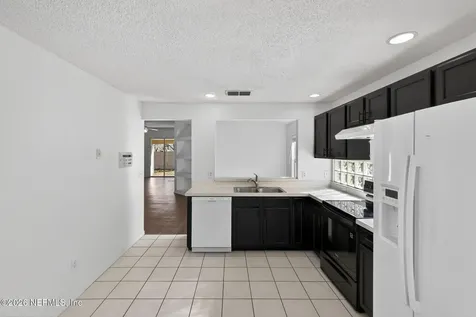 8220 Abbeyfield Drive Jacksonville FL 32277