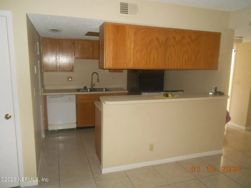 5642 Pinebay Circle S Jacksonville FL 32244