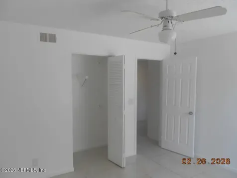 5642 Pinebay Circle S Jacksonville FL 32244
