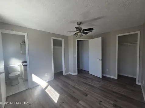 5146 Saginaw Avenue Jacksonville FL 32210