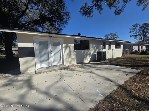 5146 Saginaw Avenue Jacksonville FL 32210
