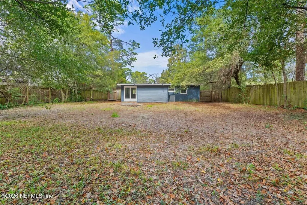1020 Ake Lane Jacksonville FL 32218