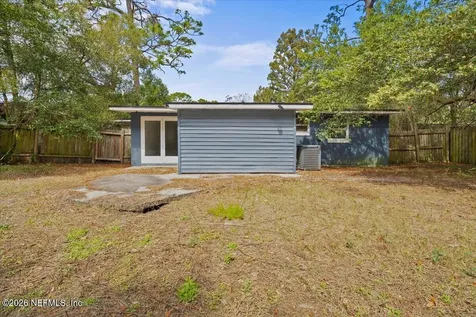 1020 Ake Lane Jacksonville FL 32218