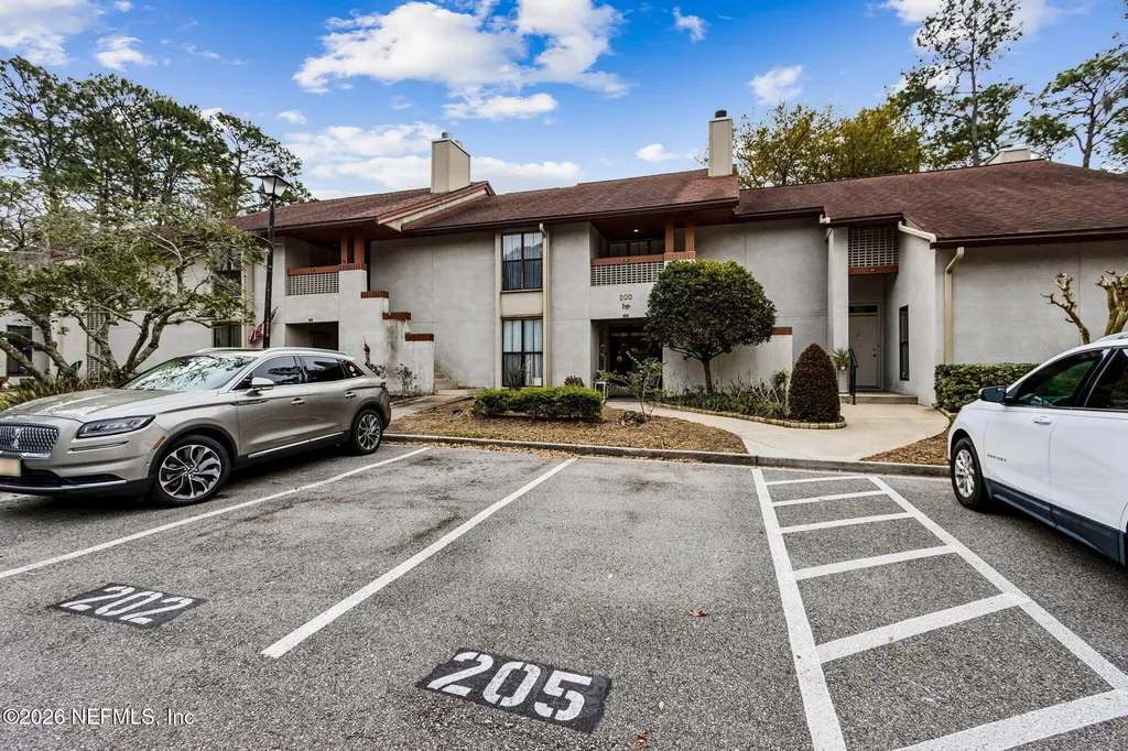 205 Branch Wood Lane Jacksonville FL 32256