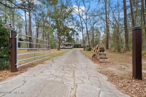 4229 Lazy Acres Road Middleburg FL 32068