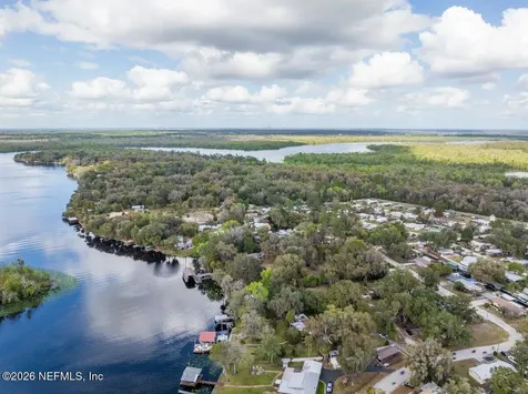 101 Orange Street Satsuma FL 32189