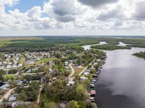 101 Orange Street Satsuma FL 32189