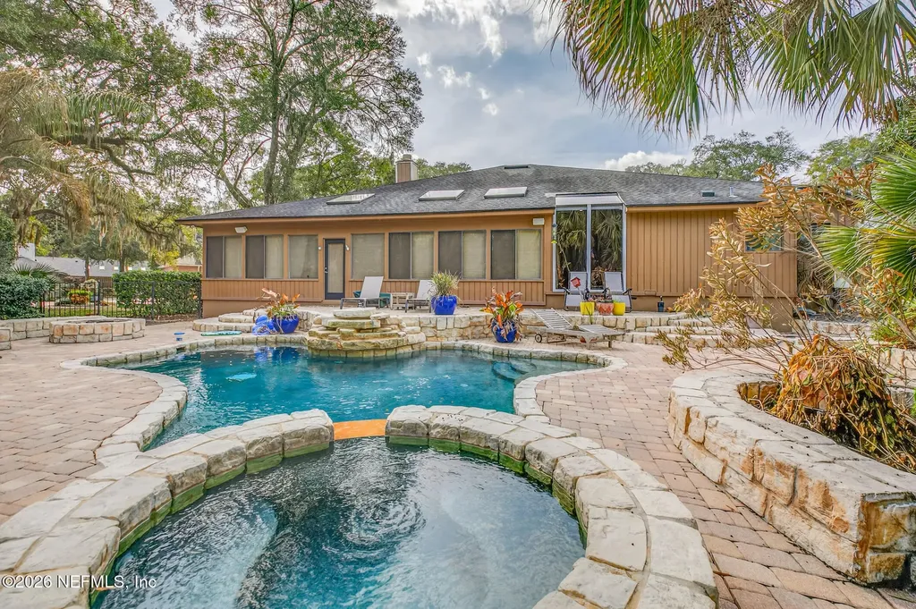 1978 Brista De Mar Circle Atlantic Beach FL 32233
