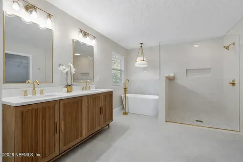 2270 Club Lake Drive Orange Park FL 32065