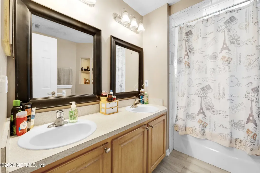 2875 Majestic Oaks Lane Green Cove Springs FL 32043