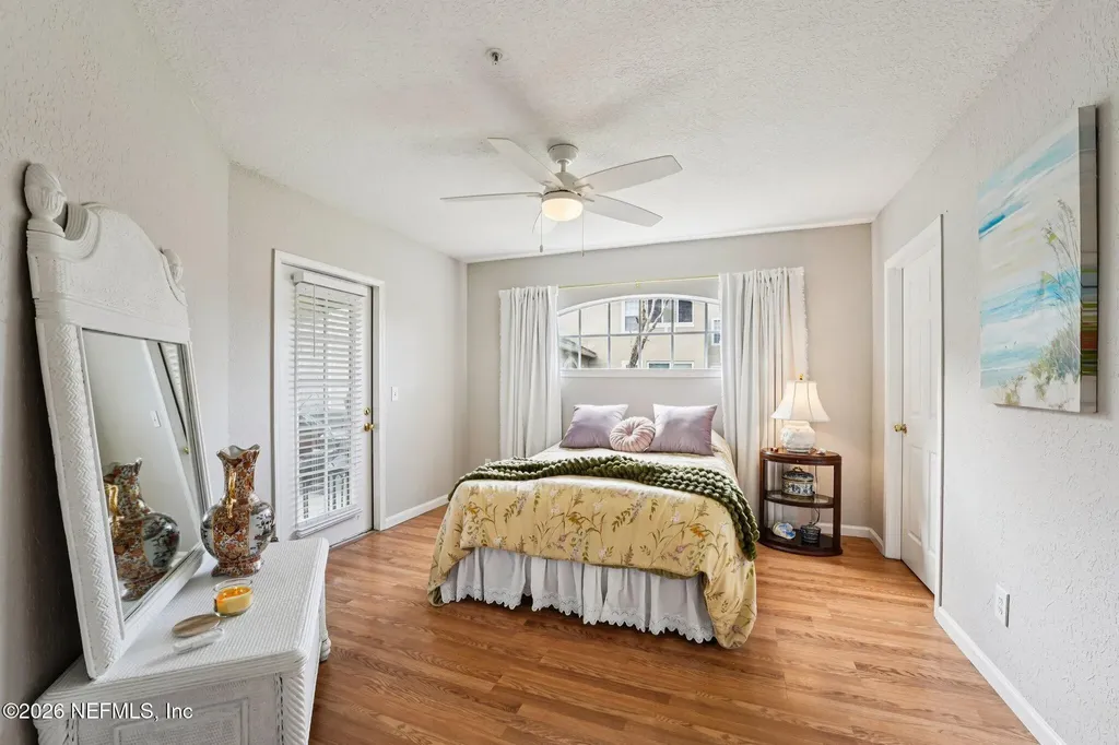 1701 The Greens Way Jacksonville Beach FL 32250