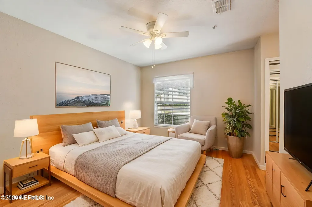 1701 The Greens Way Jacksonville Beach FL 32250