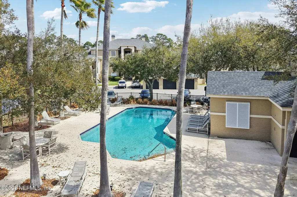 1701 The Greens Way Jacksonville Beach FL 32250