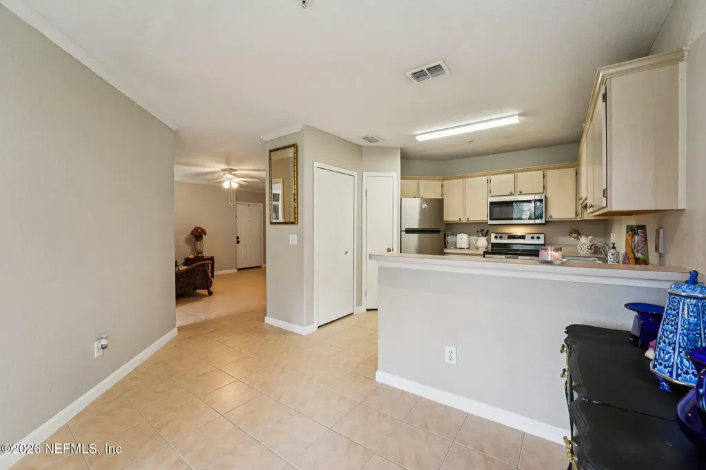 1701 The Greens Way Jacksonville Beach FL 32250