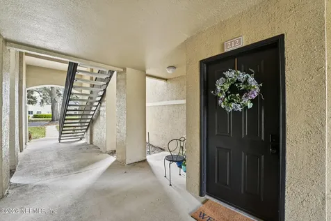 1701 The Greens Way Jacksonville Beach FL 32250