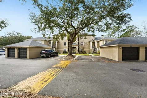 1701 The Greens Way Jacksonville Beach FL 32250