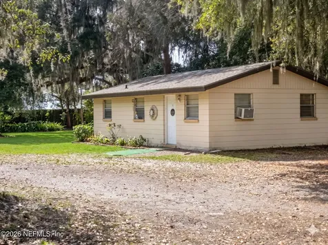 9915-9955 Shands Pier Road St. Johns FL 32259
