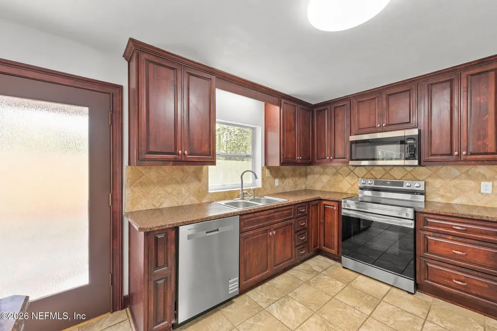 2003 Laurel Street Palatka FL 32177