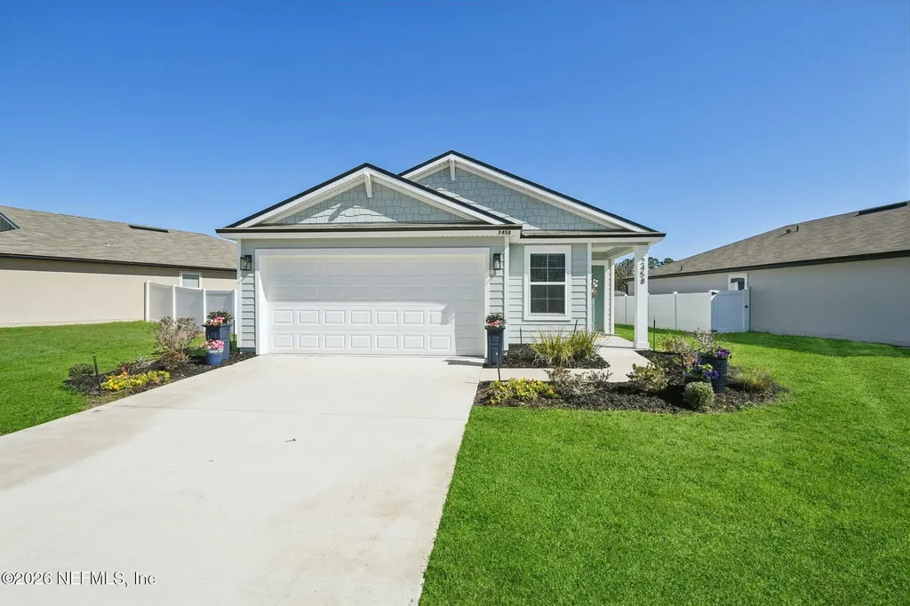 2458 Falling Star Lane Green Cove Springs FL 32043