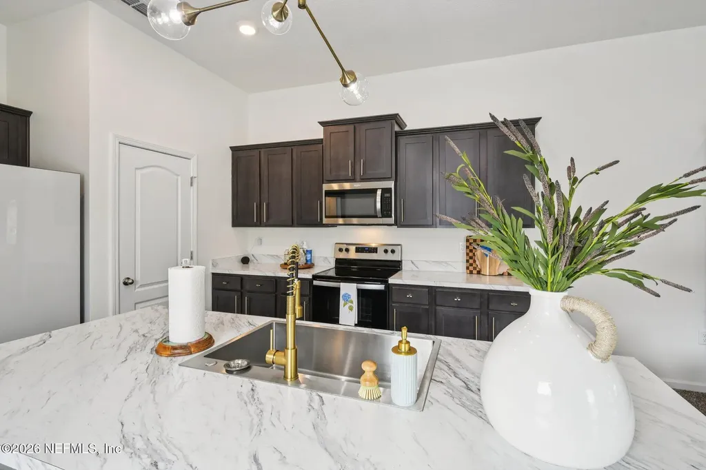 2458 Falling Star Lane Green Cove Springs FL 32043