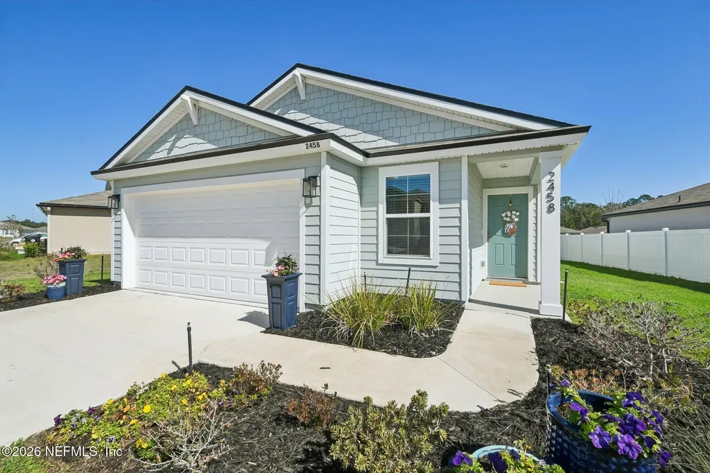 2458 Falling Star Lane Green Cove Springs FL 32043