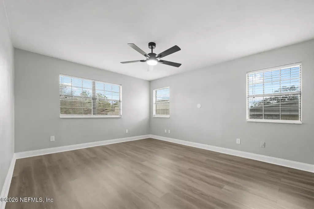 5695 Hyde Park Circle Jacksonville FL 32210