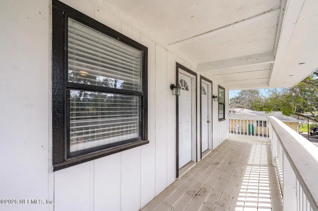 5695 Hyde Park Circle Jacksonville FL 32210