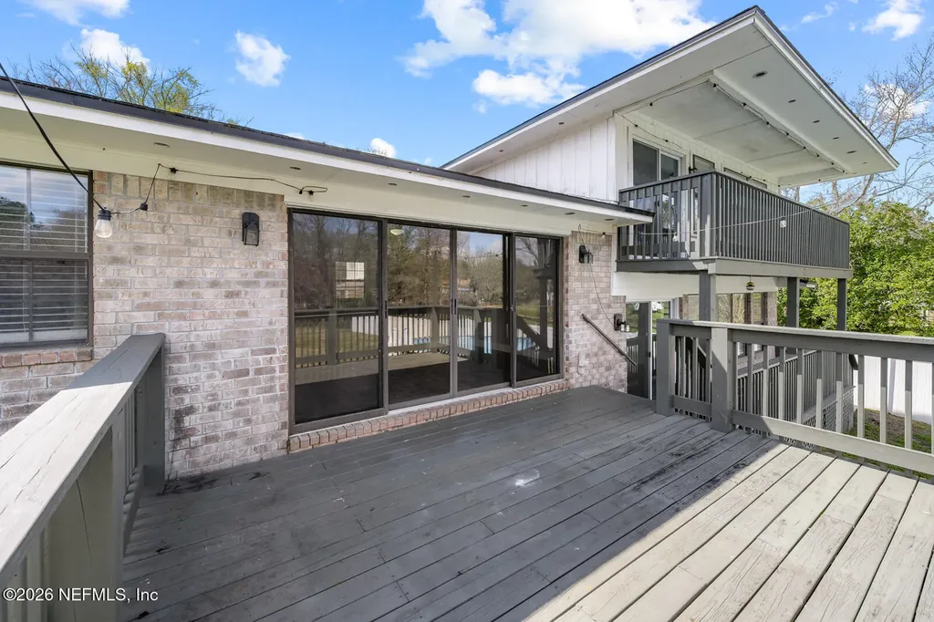 5695 Hyde Park Circle Jacksonville FL 32210