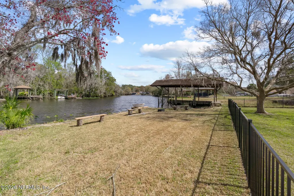 5695 Hyde Park Circle Jacksonville FL 32210