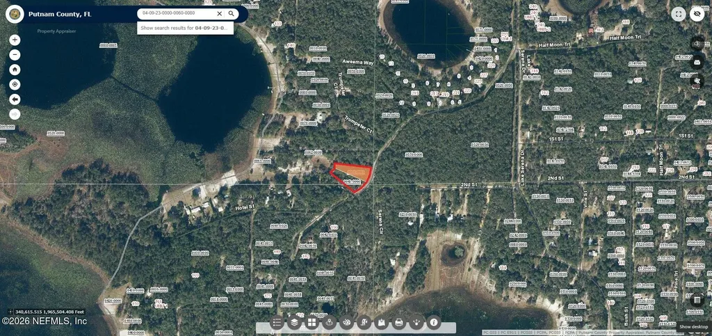 201 / 199 Swan Lake Drive Melrose FL 32666